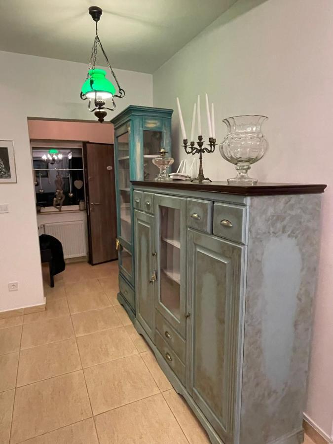 Apartament Yannis Apartment อัลบายูเลีย ภายนอก รูปภาพ