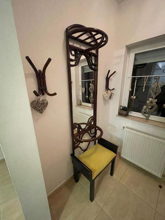 Apartament Yannis Apartment อัลบายูเลีย ภายนอก รูปภาพ